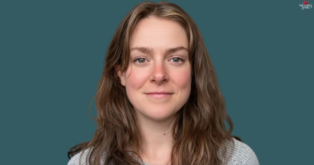 Eliza Bourke Presence on Social Media